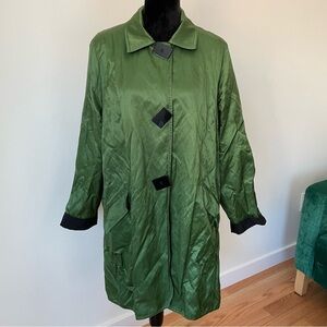 Mycra Pac Life Green Black 3 Button Reversible Rain Coat 11361 EUC Size M/L